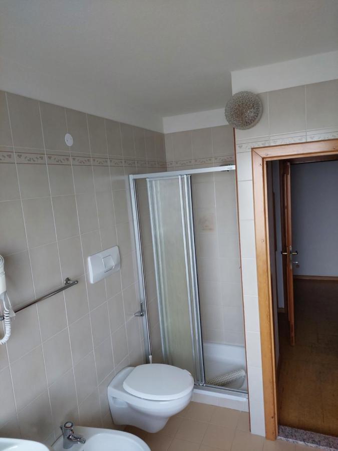 Albergo Scoiattolo Tret Exteriör bild